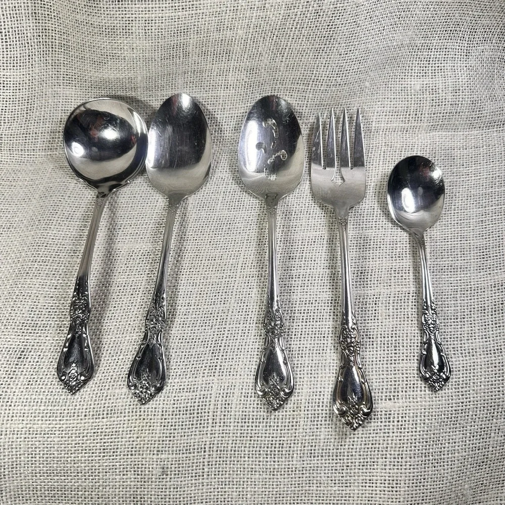 Oneida Kennett Square  Stainless  Lot Spoon‎ Fork Serving Pieces Floral Handle
